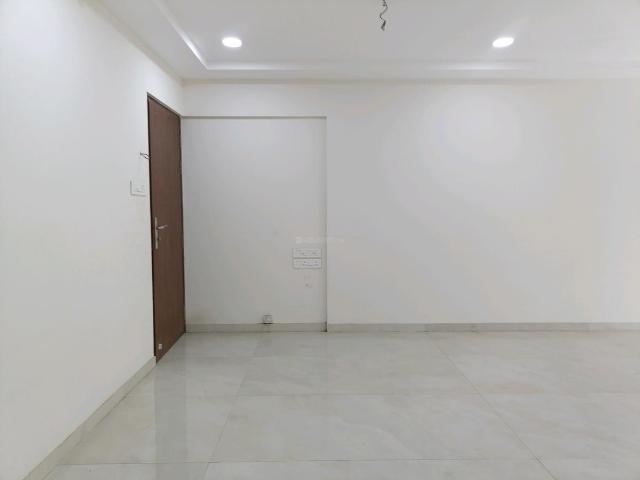 2 BHK Apartment in Malad East for rent Mumbai. The reference number is 20068104