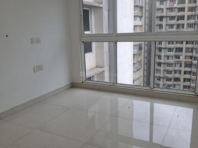 2 BHK Apartment in Malad East for rent Mumbai. The reference number is 21027475