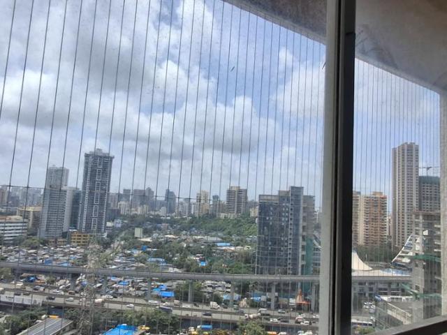 2 BHK Apartment in Malad East for rent Mumbai. The reference number is 21050112