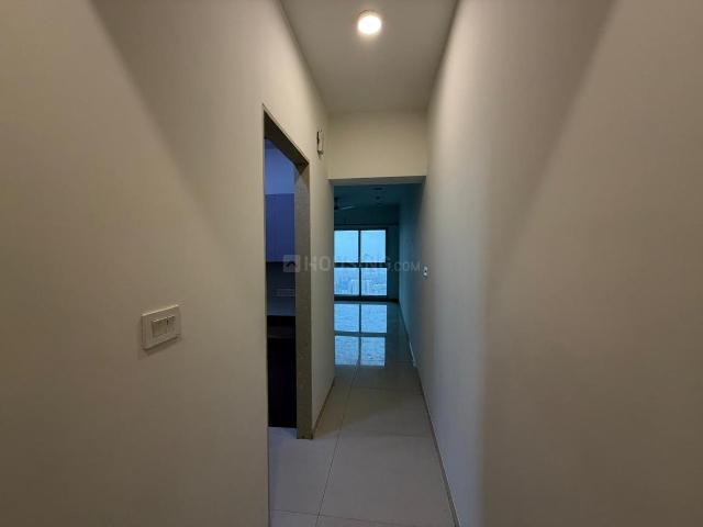 2 BHK Apartment in Malad East for rent Mumbai. The reference number is 21064285
