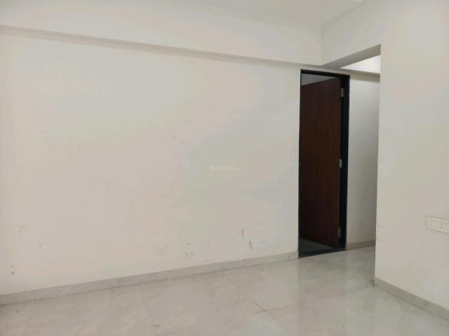 2 BHK Apartment in Malad East for rent Mumbai. The reference number is 21141891