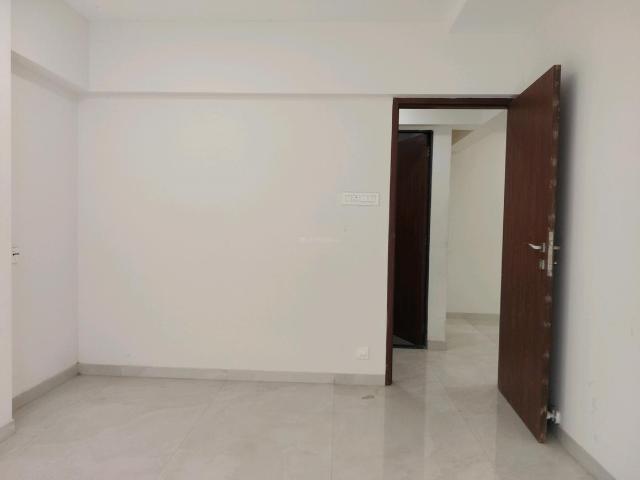 2 BHK Apartment in Malad East for rent Mumbai. The reference number is 21170073