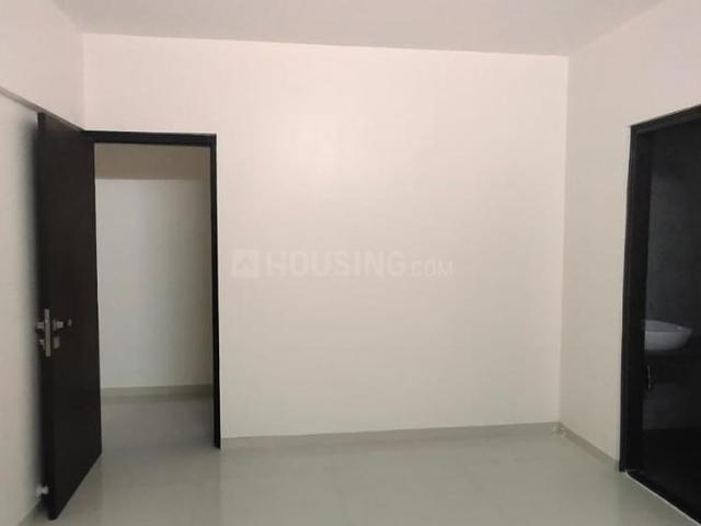 2 BHK Apartment in Malad East for rent Mumbai. The reference number is 21180993
