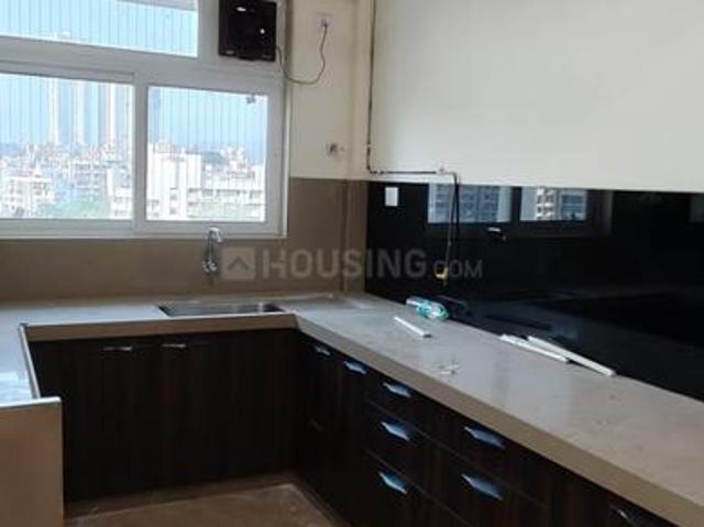 2 BHK Apartment in Malad East for rent Mumbai. The reference number is 21229552