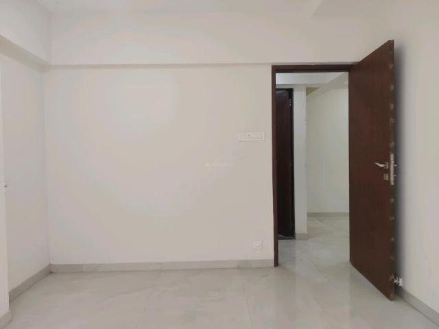 2 BHK Apartment in Malad East for rent Mumbai. The reference number is 21328556