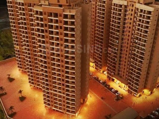 2 BHK Apartment in Malad East for rent Mumbai. The reference number is 8848812