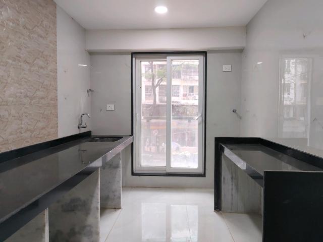 2 BHK Apartment in Malad East for resale Mumbai. The reference number is 18171816