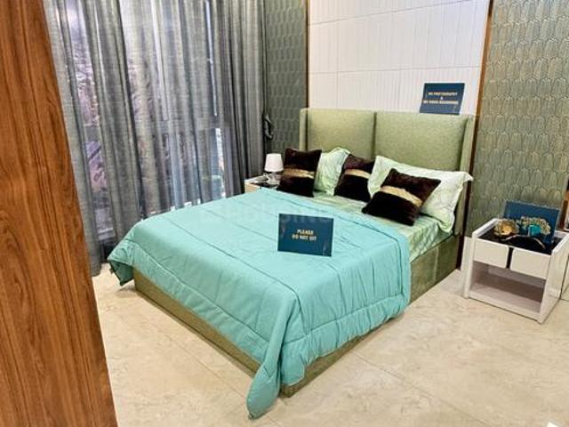 2 BHK Apartment in Malad East for resale Mumbai. The reference number is 20316439