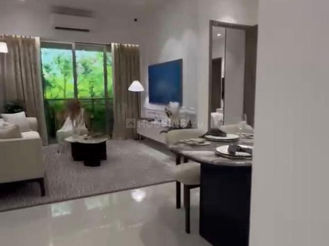 2 BHK Apartment in Malad East for resale Mumbai. The reference number is 20856400
