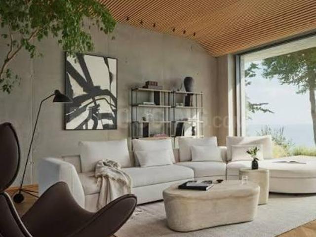 2 BHK Apartment in Malad East for resale Mumbai. The reference number is 21016112