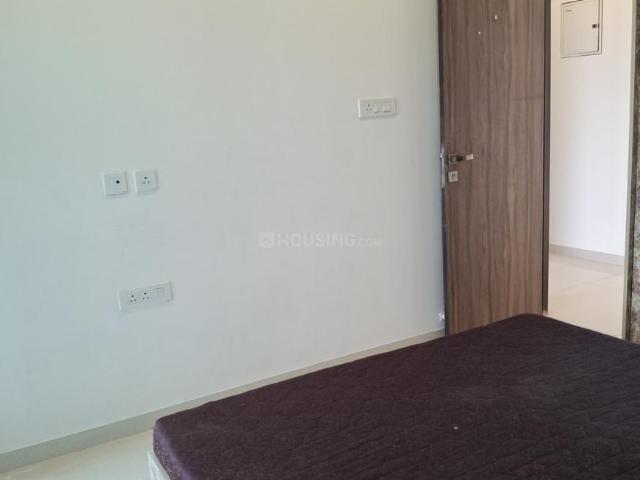 2 BHK Apartment in Malad East for resale Mumbai. The reference number is 21027247