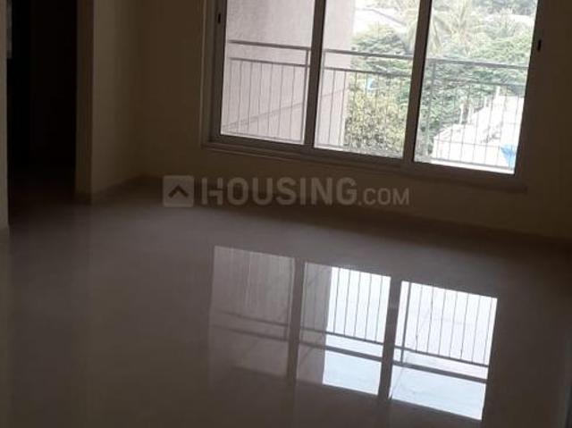 2 BHK Apartment in Malad East for resale Mumbai. The reference number is 21113372
