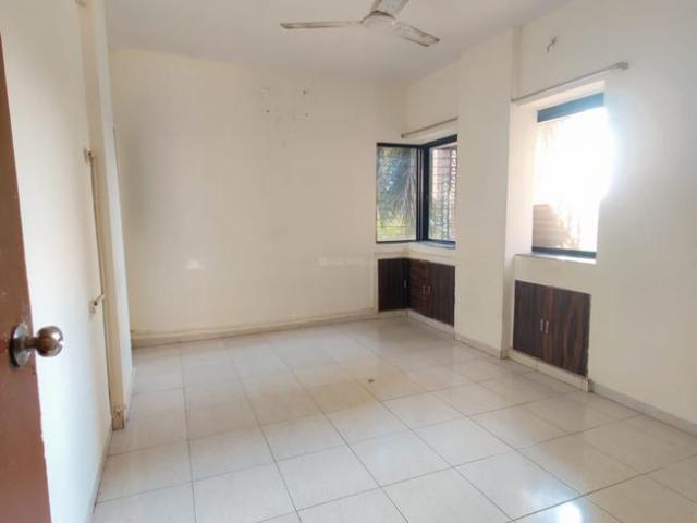 2 BHK Apartment in Malad West for rent Mumbai. The reference number is 10653852