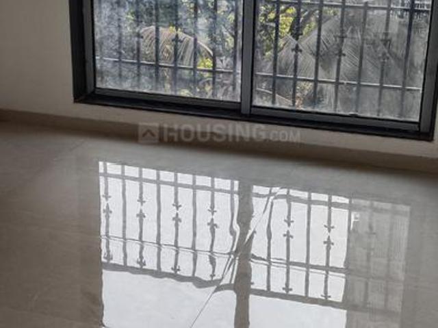 2 BHK Apartment in Malad West for rent Mumbai. The reference number is 17147934