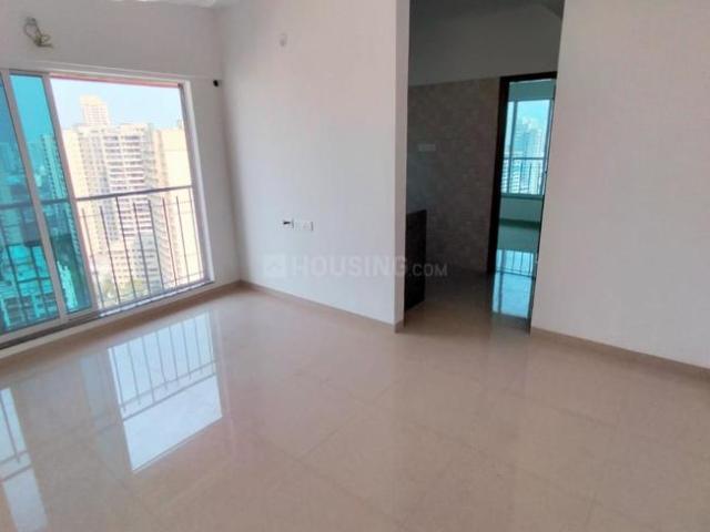 2 BHK Apartment in Malad West for rent Mumbai. The reference number is 17293412