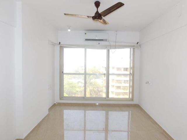 2 BHK Apartment in Malad West for rent Mumbai. The reference number is 18476292