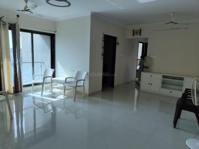 2 BHK Apartment in Malad West for rent Mumbai. The reference number is 18798900