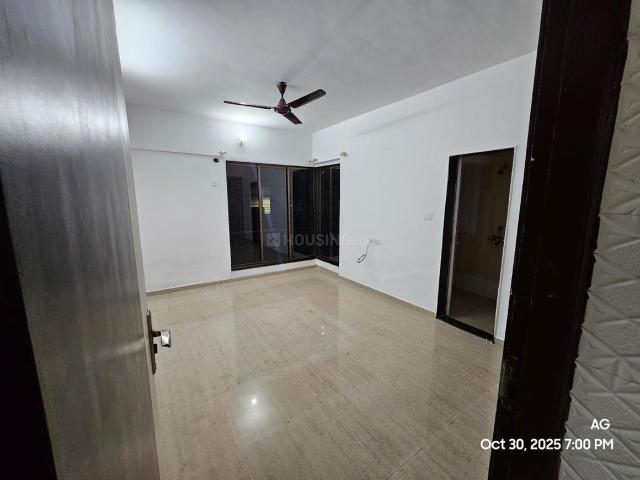 2 BHK Apartment in Malad West for rent Mumbai. The reference number is 18963765