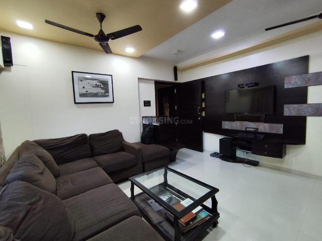 2 BHK Apartment in Malad West for rent Mumbai. The reference number is 18002044