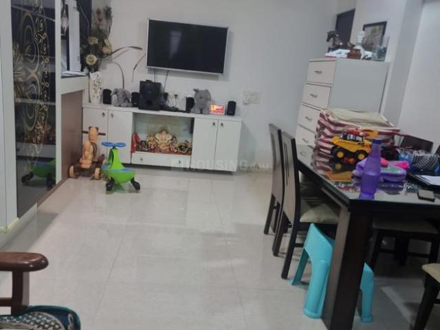 2 BHK Apartment in Malad West for rent Mumbai. The reference number is 18056534