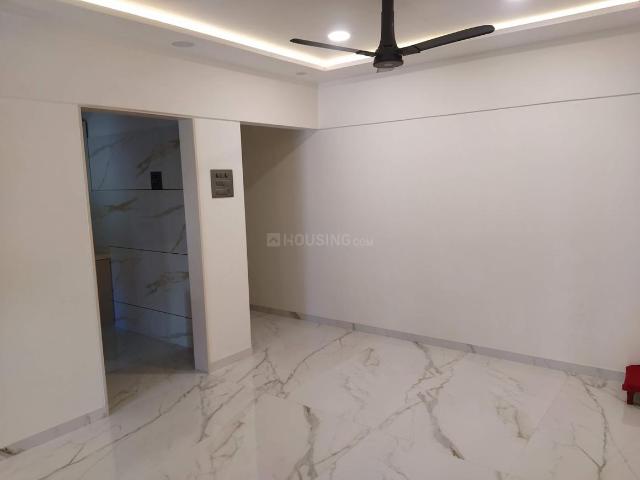 2 BHK Apartment in Malad West for rent Mumbai. The reference number is 18080837