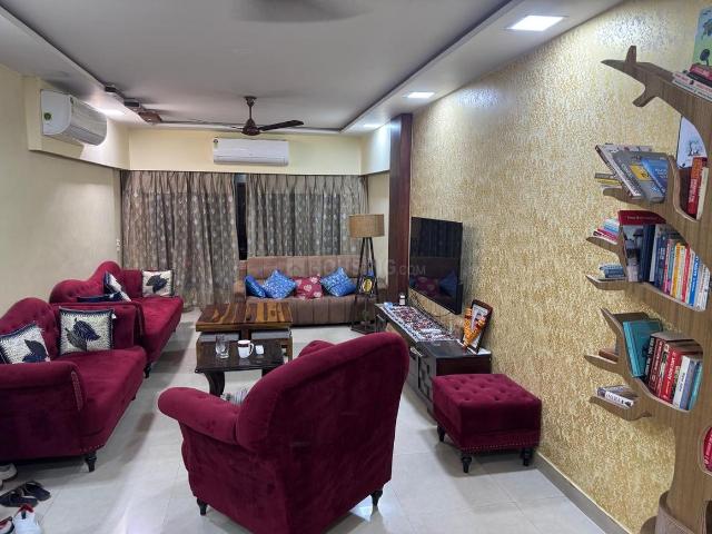 2 BHK Apartment in Malad West for rent Mumbai. The reference number is 19422079