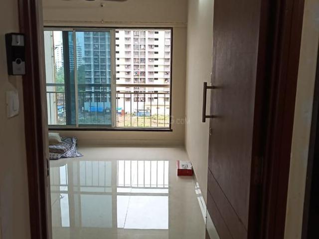 2 BHK Apartment in Malad West for rent Mumbai. The reference number is 19607653