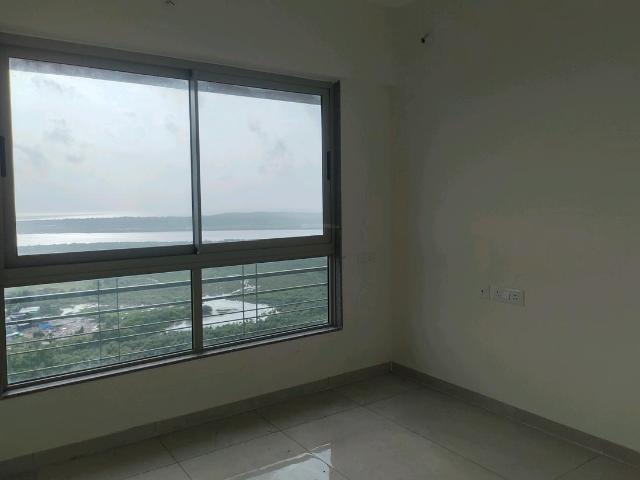 2 BHK Apartment in Malad West for rent Mumbai. The reference number is 19607782