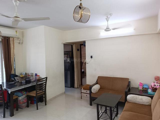2 BHK Apartment in Malad West for rent Mumbai. The reference number is 19610102