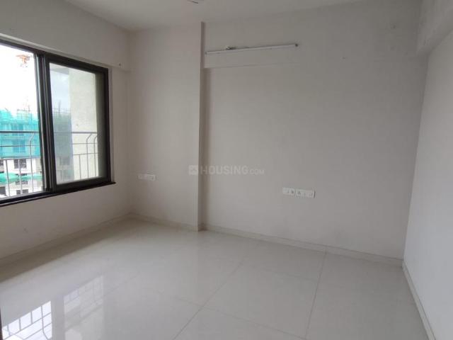 2 BHK Apartment in Malad West for rent Mumbai. The reference number is 19614433