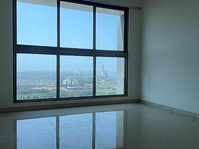 2 BHK Apartment in Malad West for rent Mumbai. The reference number is 19747317