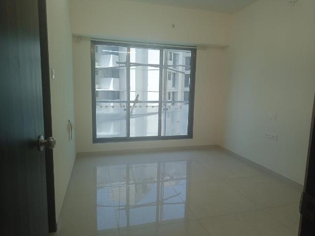 2 BHK Apartment in Malad West for rent Mumbai. The reference number is 19761843