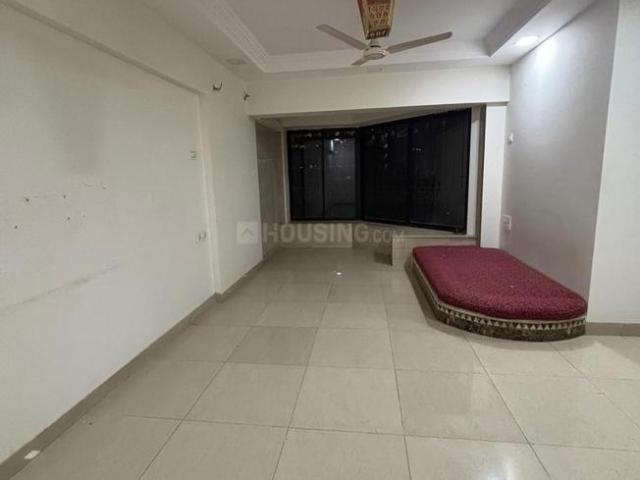 2 BHK Apartment in Malad West for rent Mumbai. The reference number is 19061240
