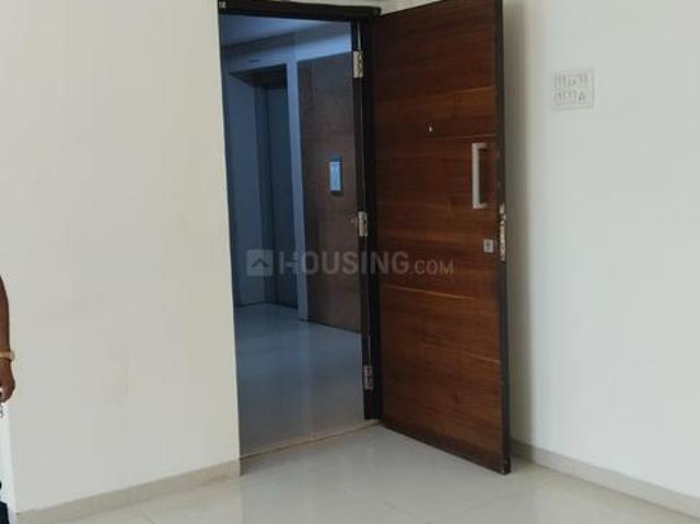 2 BHK Apartment in Malad West for rent Mumbai. The reference number is 19150465
