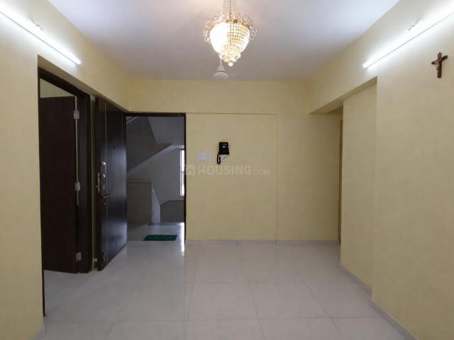 2 BHK Apartment in Malad West for rent Mumbai. The reference number is 19337711