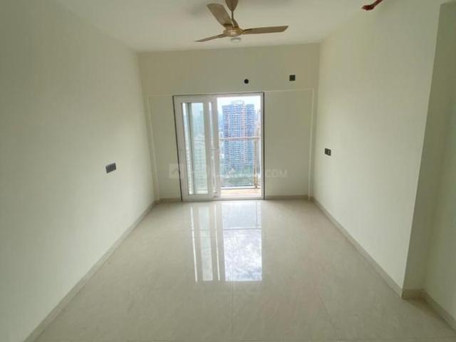 2 BHK Apartment in Malad West for rent Mumbai. The reference number is 19348871