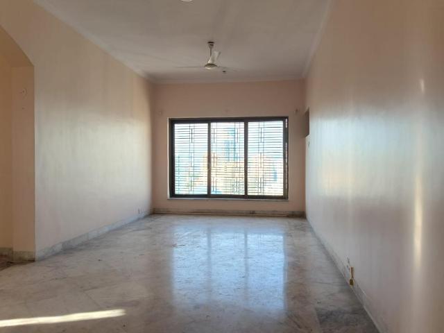 2 BHK Apartment in Malad West for rent Mumbai. The reference number is 20605031