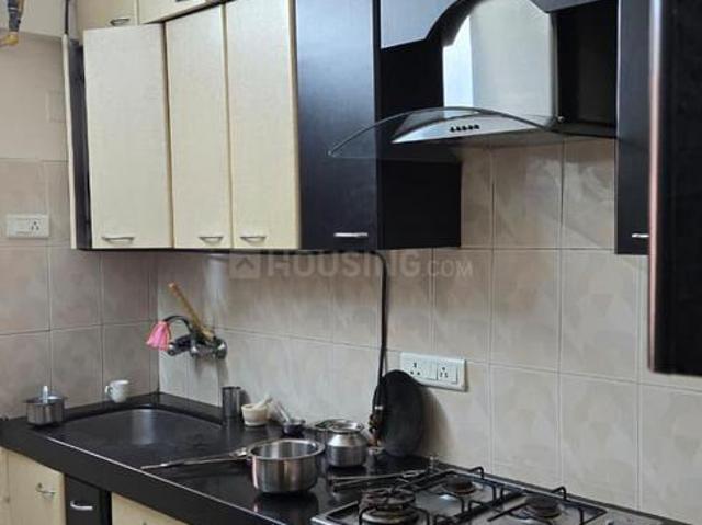 2 BHK Apartment in Malad West for rent Mumbai. The reference number is 20648570