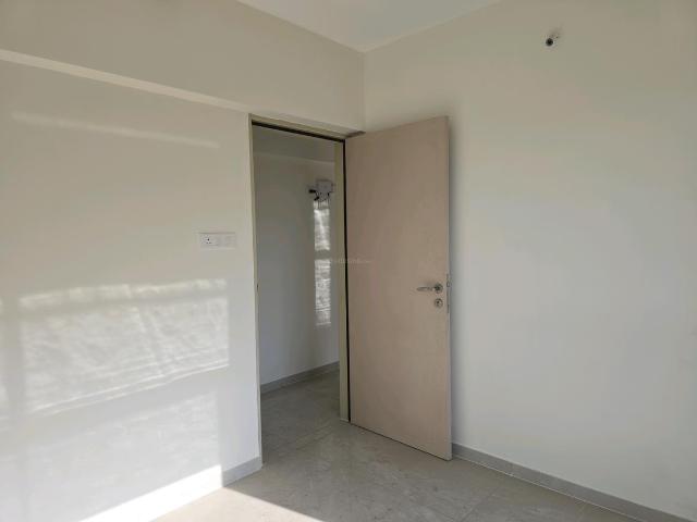2 BHK Apartment in Malad West for rent Mumbai. The reference number is 20674536