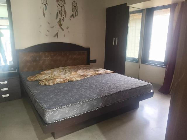 2 BHK Apartment in Malad West for rent Mumbai. The reference number is 20682481