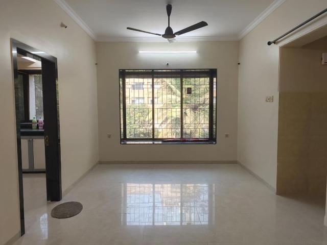 2 BHK Apartment in Malad West for rent Mumbai. The reference number is 20700061