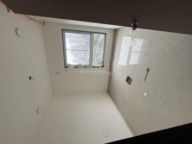 2 BHK Apartment in Malad West for rent Mumbai. The reference number is 20965414
