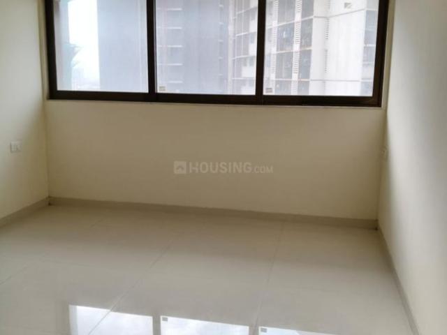 2 BHK Apartment in Malad West for rent Mumbai. The reference number is 20996633
