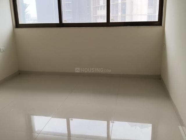 2 BHK Apartment in Malad West for rent Mumbai. The reference number is 20996662