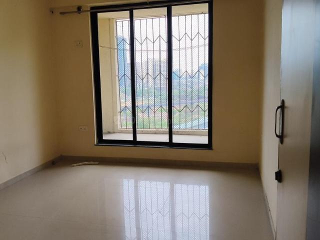 2 BHK Apartment in Malad West for rent Mumbai. The reference number is 20126209