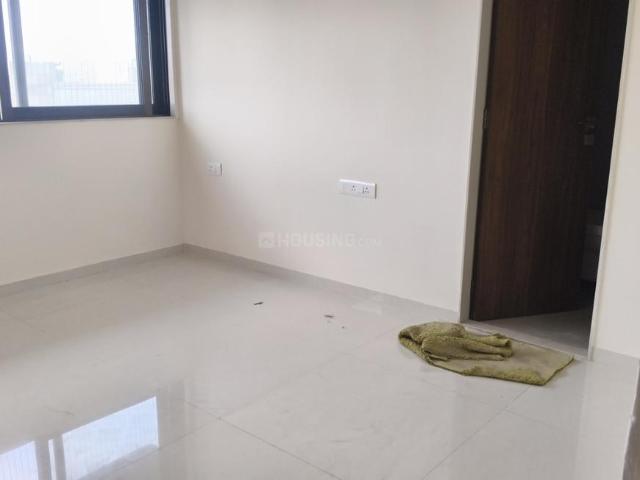 2 BHK Apartment in Malad West for rent Mumbai. The reference number is 20249641