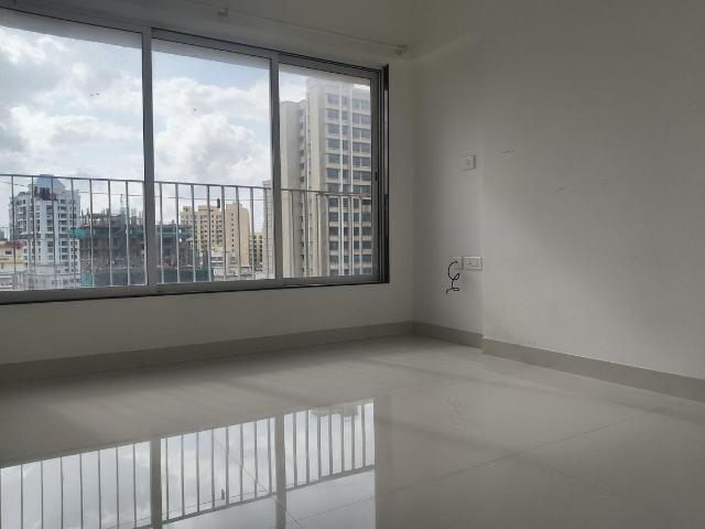2 BHK Apartment in Malad West for rent Mumbai. The reference number is 21022748