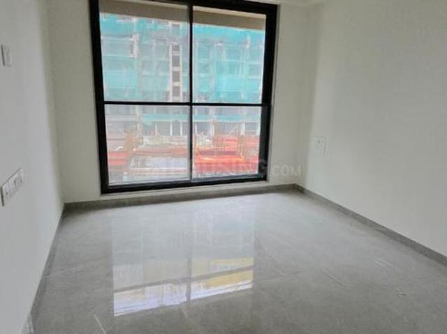 2 BHK Apartment in Malad West for rent Mumbai. The reference number is 21040323