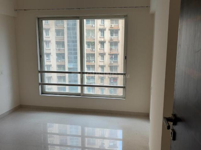 2 BHK Apartment in Malad West for rent Mumbai. The reference number is 21043342