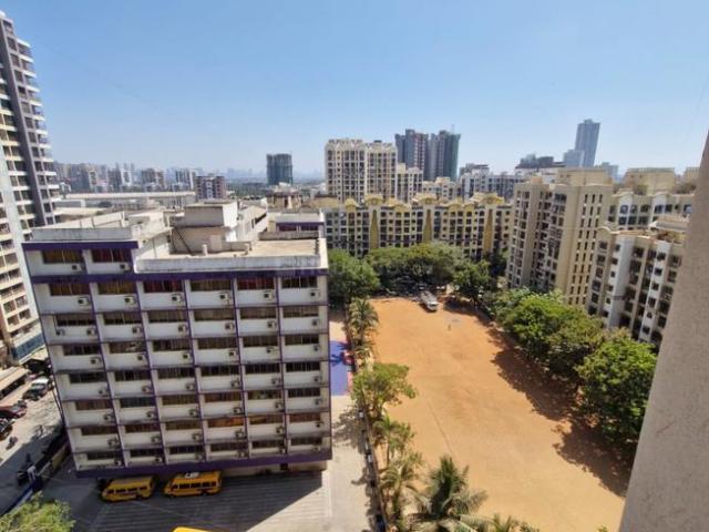 2 BHK Apartment in Malad West for rent Mumbai. The reference number is 21050392